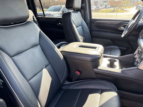 Certified 2023 GMC Yukon XL SLT w/ SLT Premium Package image 34