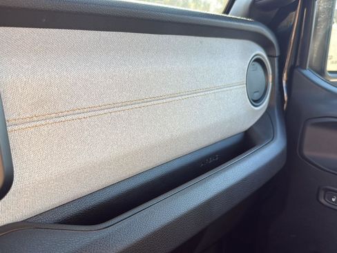 New 2025 Jeep Gladiator Sport image 20