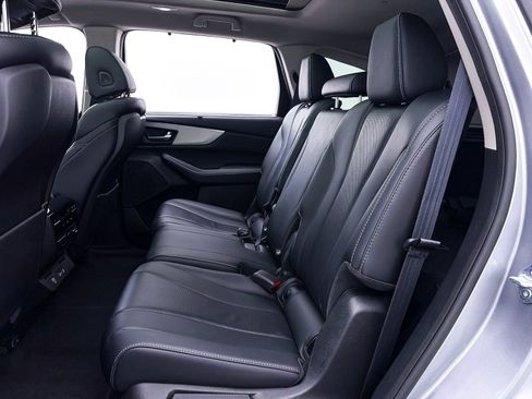 Used 2023 Acura MDX FWD w/ Technology Package image 37