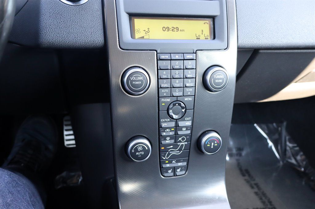 Used 2012 Volvo C30 T5 R-Design FWD image 22