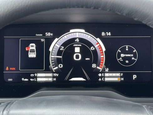 New 2026 Toyota Tundra Limited AWD/4WD image 25