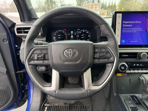 Used 2025 Toyota Tacoma Limited image 24