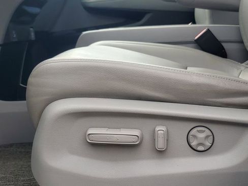 Used 2023 Honda Odyssey EX-L image 6