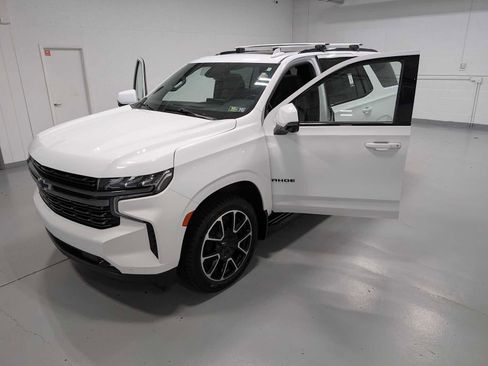 Used 2022 Chevrolet Tahoe RST w/ Luxury Package image 16