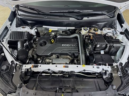 Used 2022 GMC Terrain SLT w/ LPO, Floor Liner Package image 24