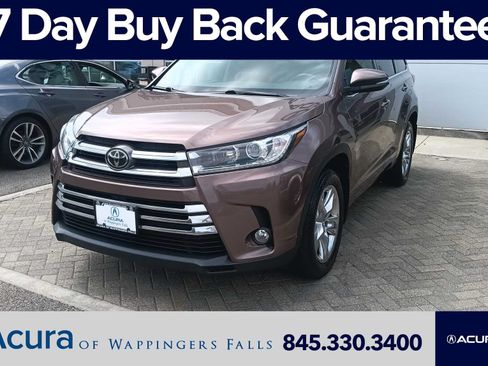 Used 2017 Toyota Highlander Limited AWD/4WD image 1