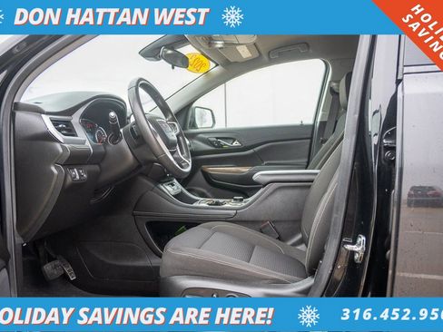 Used 2023 GMC Acadia SLE w/ Elevation Edition image 3