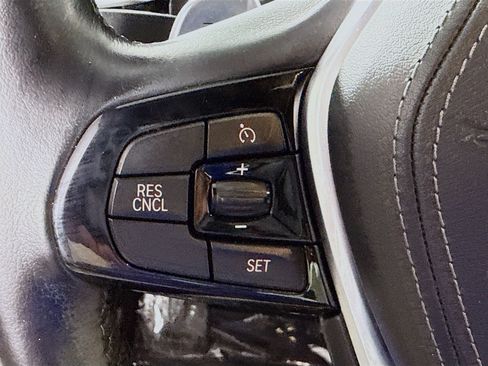 Used 2018 BMW 540i xDrive AWD/4WD image 14