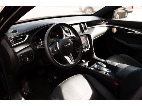 Used 2024 INFINITI QX55 Essential image 7