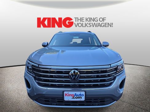 New 2026 Volkswagen Atlas SE image 2