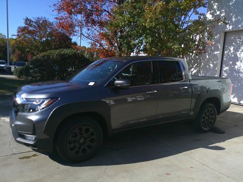 Used 2023 Honda Ridgeline RTL-E image 8