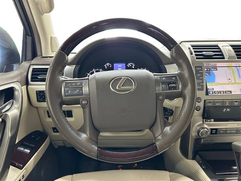 Used 2018 Lexus GX 460 460 image 13