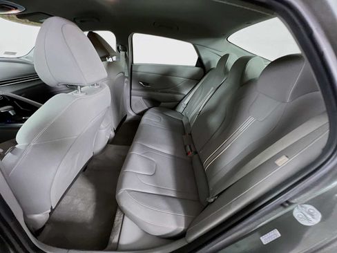 Used 2024 Hyundai Elantra SEL FWD image 24