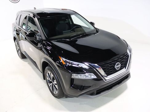 Used 2023 Nissan Rogue SV AWD/4WD image 18