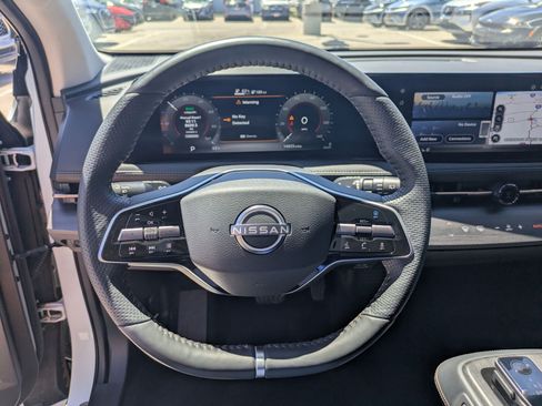 Used 2024 Nissan Ariya AWD image 18