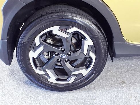 Certified 2023 Subaru Crosstrek 2.5i Limited image 3