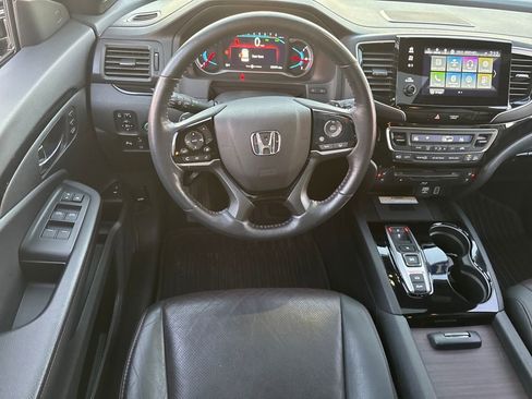 Used 2021 Honda Pilot Black Edition image 17