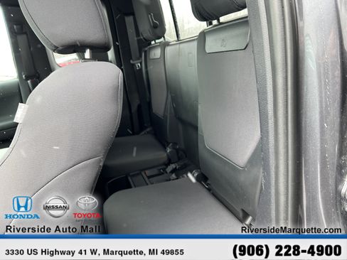 Used 2019 Toyota Tacoma TRD Off-Road image 25