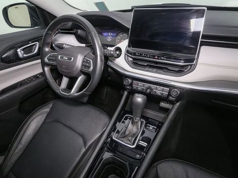 Used 2022 Jeep Compass Limited w/ Sun and Sound Group AWD/4WD image 18