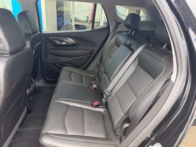 Used 2024 GMC Terrain SLT w/ LPO, Floor Liner Package AWD/4WD image 29