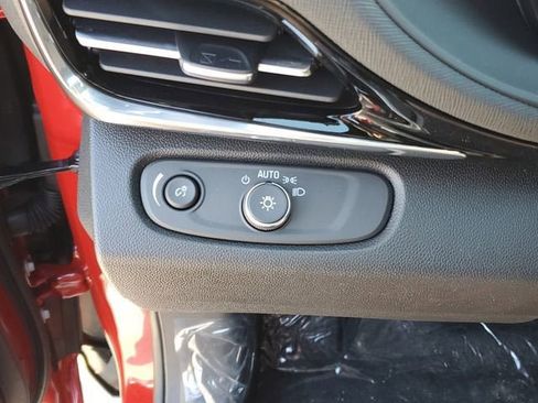 New 2026 Buick Envista Sport Touring image 29