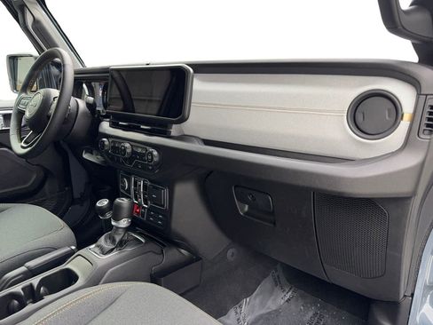 Used 2024 Jeep Wrangler Willys image 54