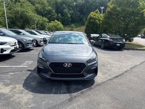 Used 2019 Hyundai Elantra GT N Line FWD image 2