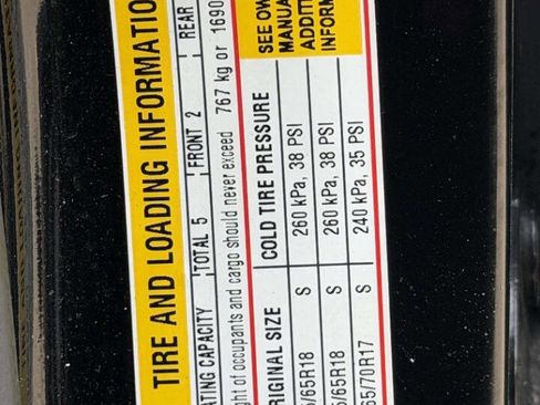 Used 2017 Chevrolet Silverado 1500 LT w/ Midnight Edition image 18