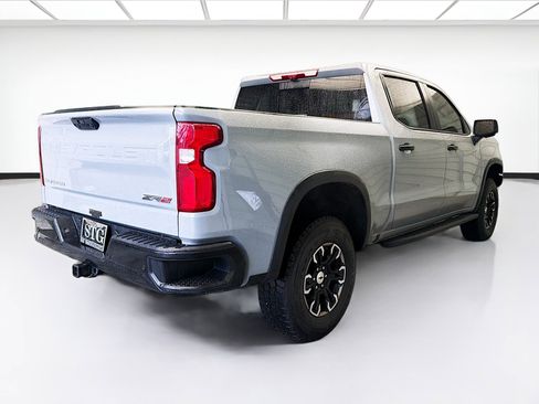 Used 2024 Chevrolet Silverado 1500 ZR2 w/ Technology Package image 4