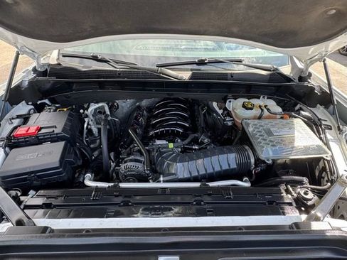 Used 2021 GMC Sierra 1500 AT4 w/ AT4 Premium Package AWD/4WD image 2