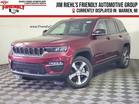 Used 2024 Jeep Grand Cherokee Limited w/ Luxury Tech Group II AWD/4WD image 1