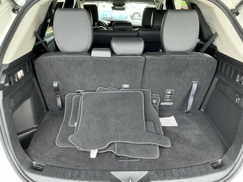 Used 2025 MAZDA CX-90 3.3 Turbo w/ Select Package AWD/4WD image 17