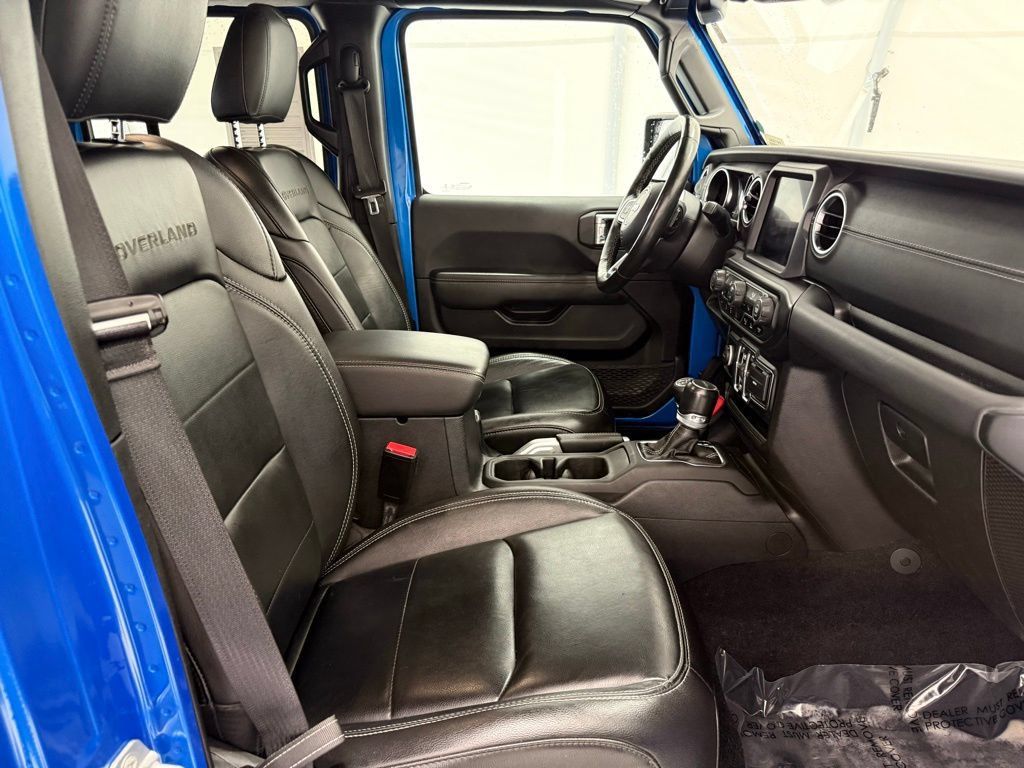 Used 2021 Jeep Gladiator Overland w/ Uconnect 4C Nav & Sound Group AWD/4WD image 22