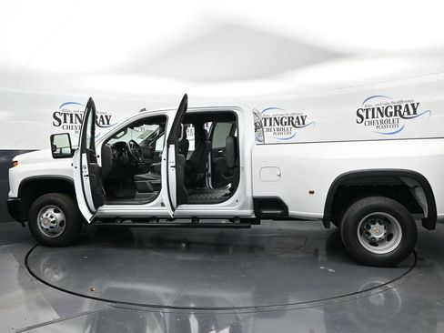 Used 2024 Chevrolet Silverado 3500 W/T RWD image 37