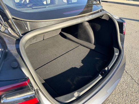 Used 2017 Tesla Model 3 Long Range image 21