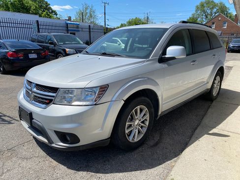 Used 2014 Dodge Journey SXT w/ Flexible Seating Group FWD image 6