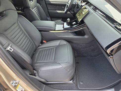 New 2026 Land Rover Range Rover Sport SV AWD/4WD image 3