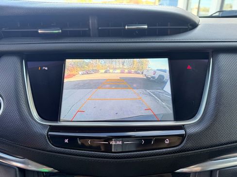 Used 2017 Cadillac XT5 Luxury w/ Driver Awareness Package image 21