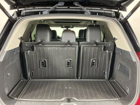 Used 2023 Nissan Pathfinder Platinum image 31