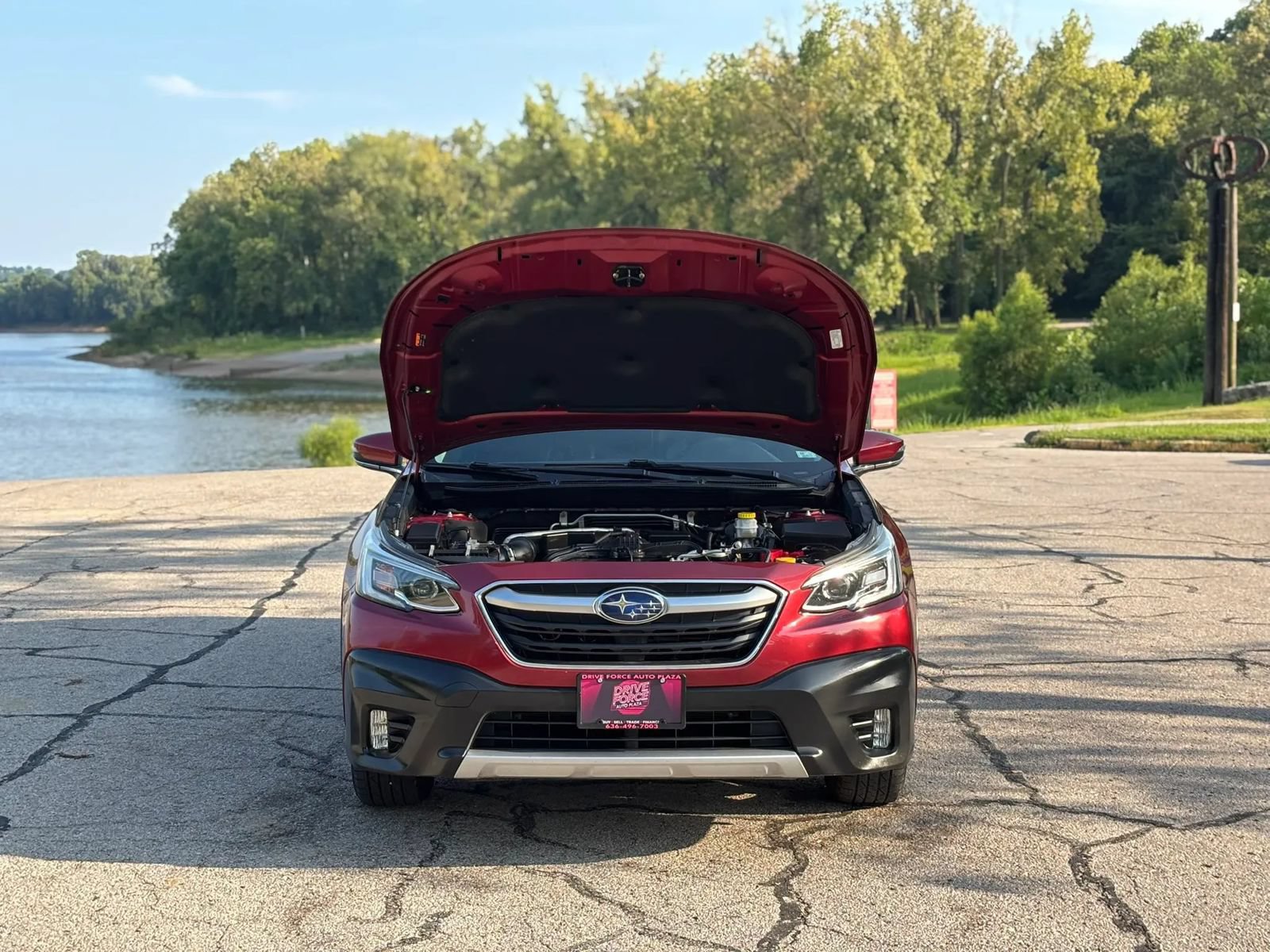 Used 2020 Subaru Outback Limited AWD/4WD image 9