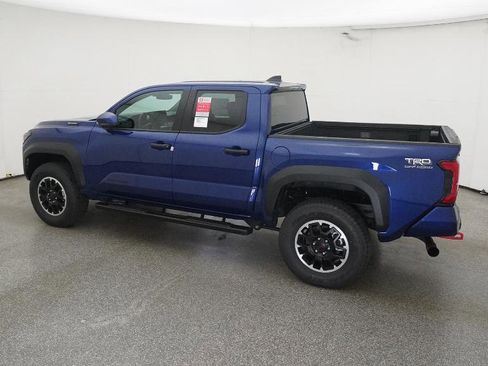 New 2025 Toyota Tacoma TRD Off-Road AWD/4WD image 21