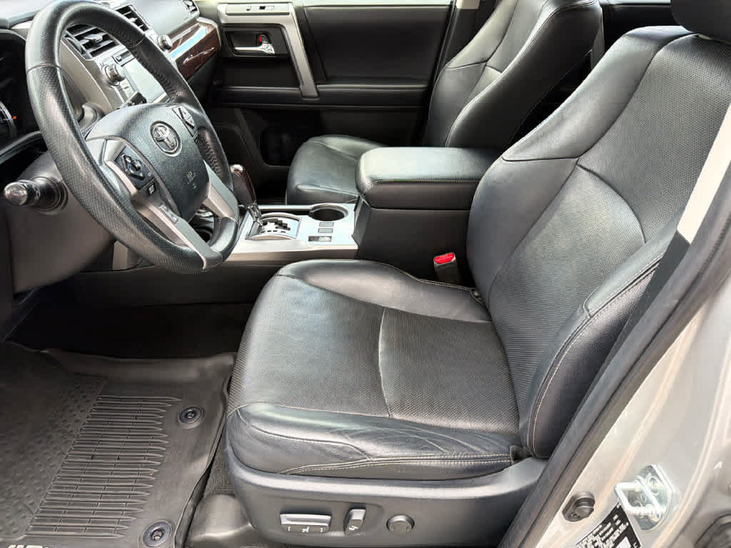 Used 2018 Toyota 4Runner Limited AWD/4WD image 9