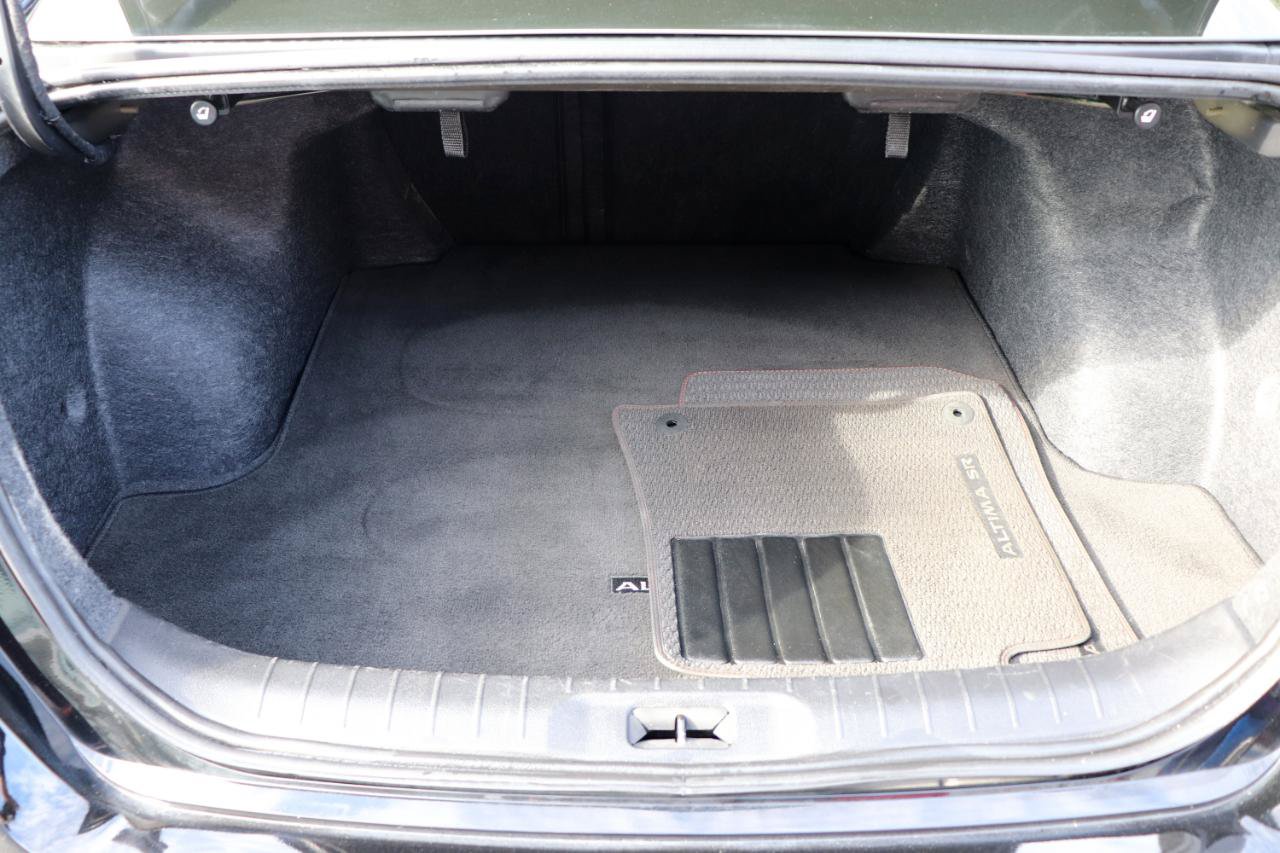 Used 2024 Nissan Altima 2.5 SR w/ SR Premium Package FWD image 53