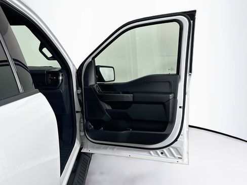 Used 2022 Ford F150 XLT w/ Equipment Group 302A High image 30