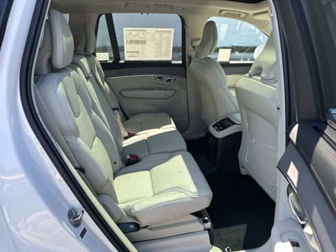 New 2026 Volvo XC90 T8 Ultra w/ Protection Package Premier image 20