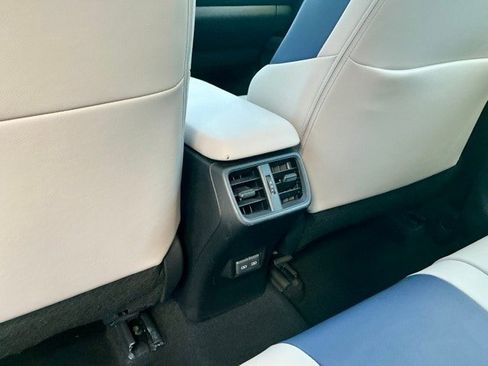 Used 2021 Lexus UX 250h w/ Premium Package image 10