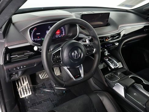 Used 2022 Acura MDX A-Spec image 7
