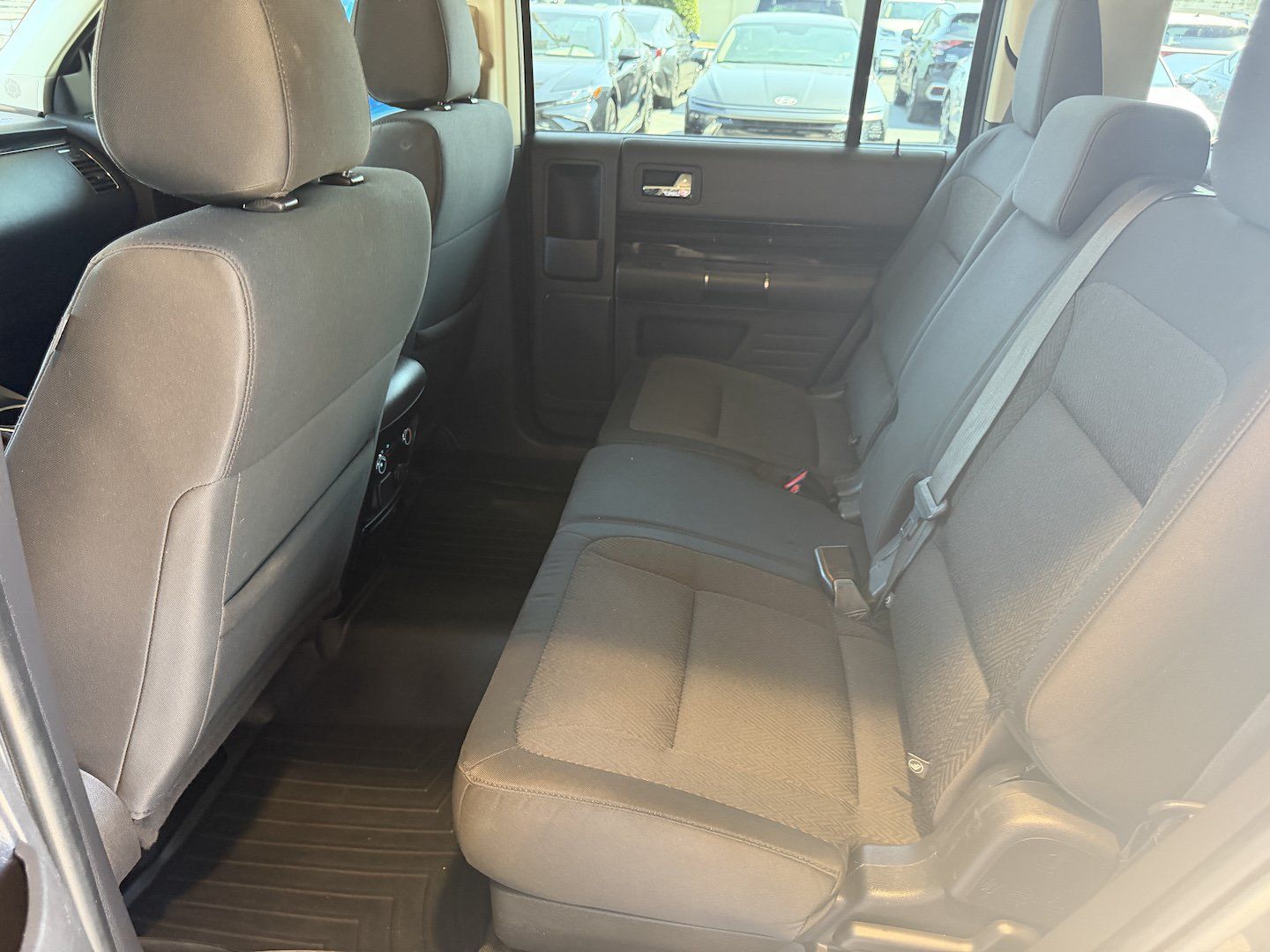 Used 2019 Ford Flex SEL FWD image 30