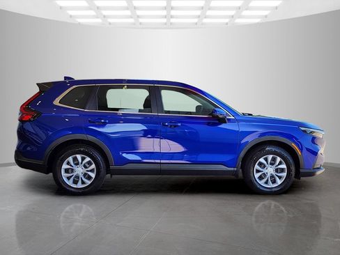Used 2024 Honda CR-V LX image 3