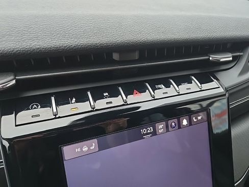 Used 2024 Jeep Grand Cherokee Altitude image 49